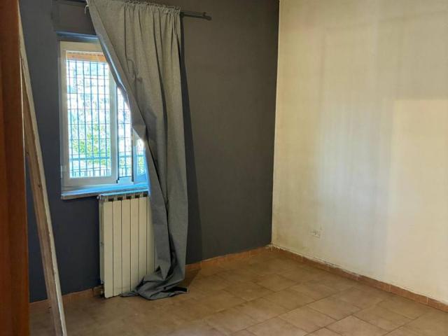Appartamento in vendita a Prato Fiorito, Roma Capitale