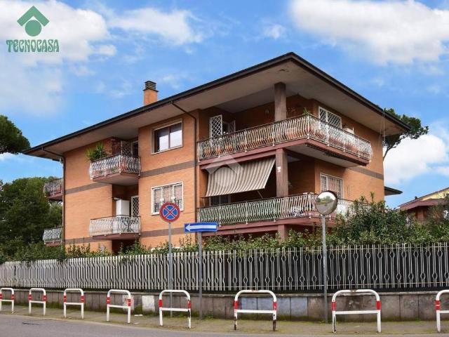 Appartamento in vendita a Municipio Roma VII, Roma Capitale