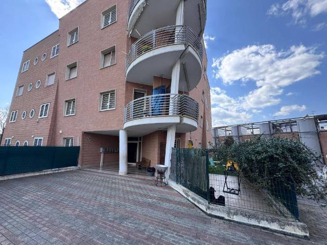 Appartamento in vendita a Municipio Roma VI, Roma Capitale