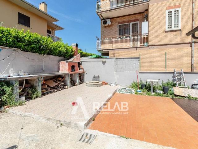 Appartamento in vendita a Madonnetta, Roma Capitale