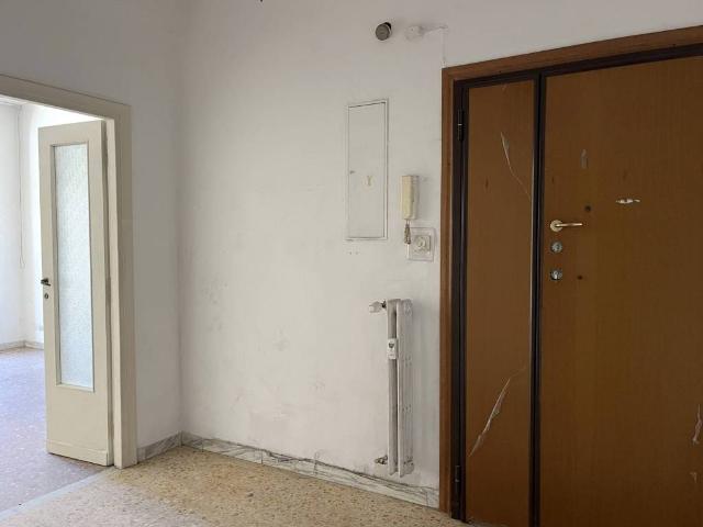 Appartamento in vendita a Municipio Roma VII, Roma Capitale