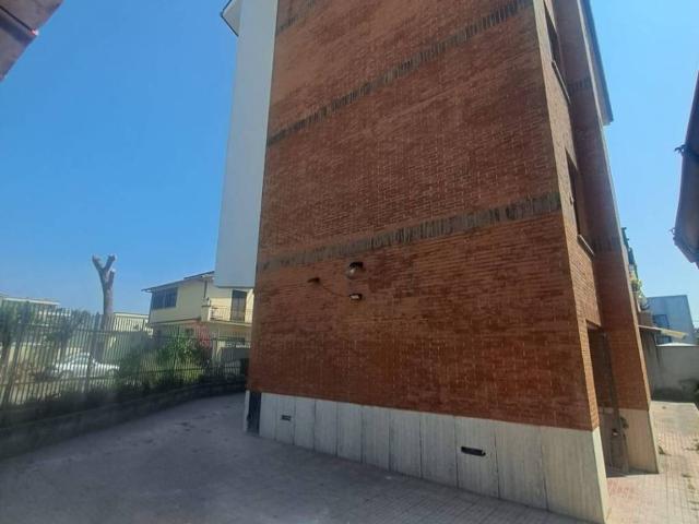 Appartamento in vendita a Osteria del Curato, Roma Capitale