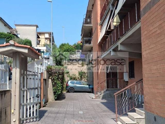 Appartamento in vendita a Municipio Roma XV, Roma Capitale