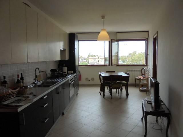 Appartamento in vendita a Stagni di Ostia, Roma Capitale