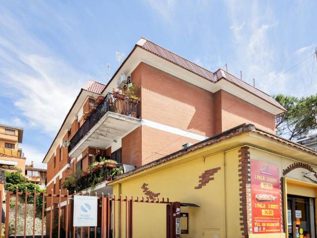 Appartamento in vendita a Municipio Roma XII, Roma Capitale