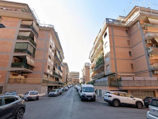 Appartamento in vendita a Collatino, Roma
