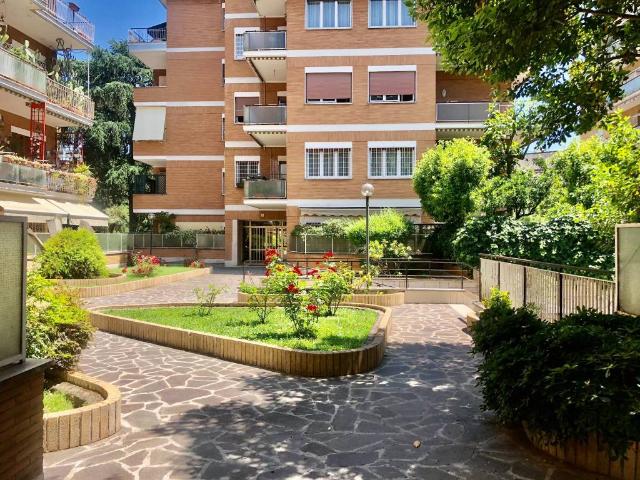 Appartamento in vendita a Municipio Roma XIV, Roma Capitale
