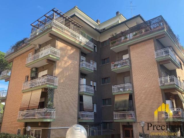 Appartamento in vendita a Gianicolense, Rome
