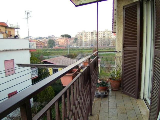 Appartamento in vendita a Casale Prima Porta, Roma Capitale