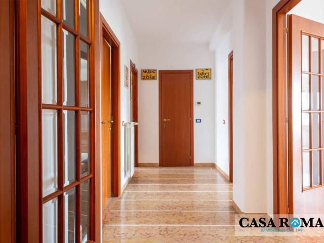 Appartamento in vendita a Municipio Roma VII, Roma Capitale