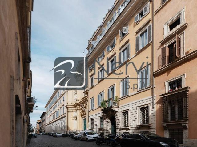 Appartamento in vendita a Municipio Roma I, Roma Capitale