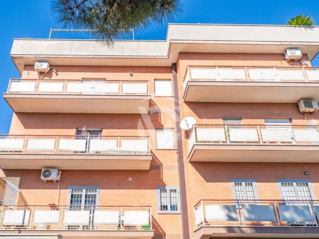 Appartamento in vendita a Torre Angela, Roma