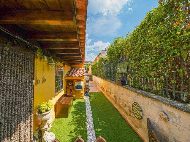 Appartamento in vendita a Villaggio Breda, Roma Capitale