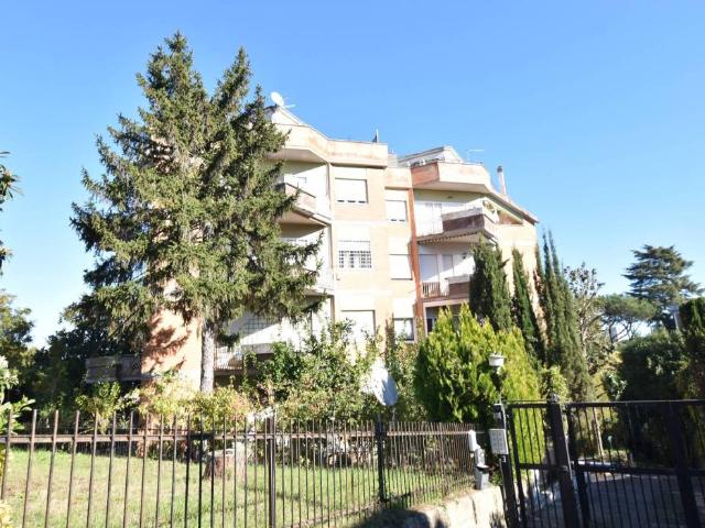 Appartamento in vendita a Municipio Roma XV, Roma Capitale