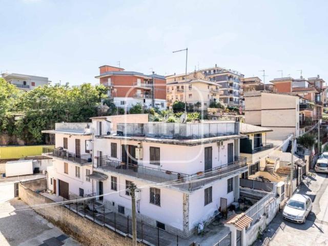Appartamento in vendita a Prato Fiorito, Roma Capitale
