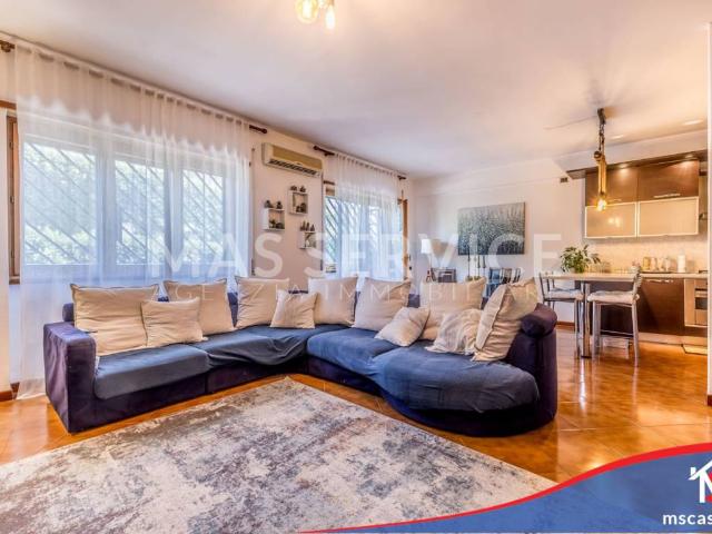 Appartamento in vendita a Mostacciano, Roma Capitale