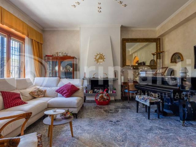 Appartamento in vendita a Torrino, Roma