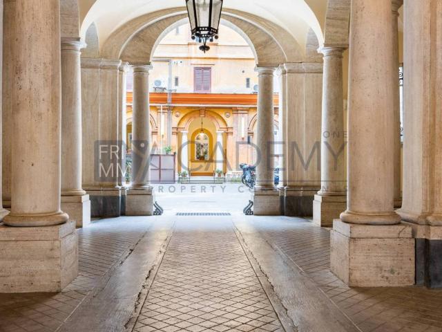Appartamento in vendita a Municipio Roma I, Roma Capitale