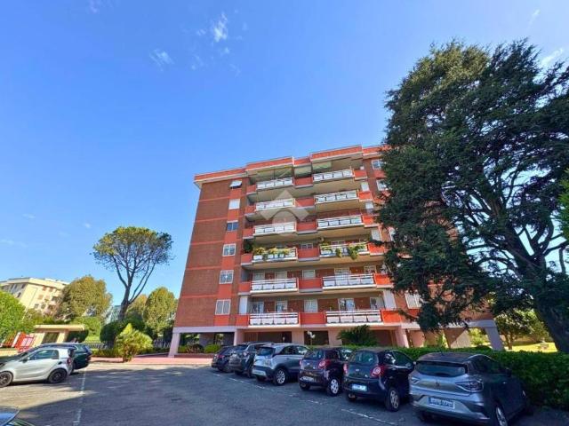 Appartamento in vendita a Mostacciano, Roma Capitale