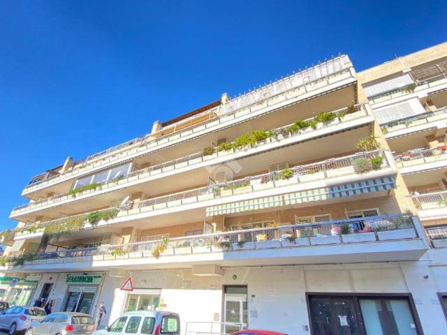 Appartamento in vendita a Lido di Ostia, Roma Capitale