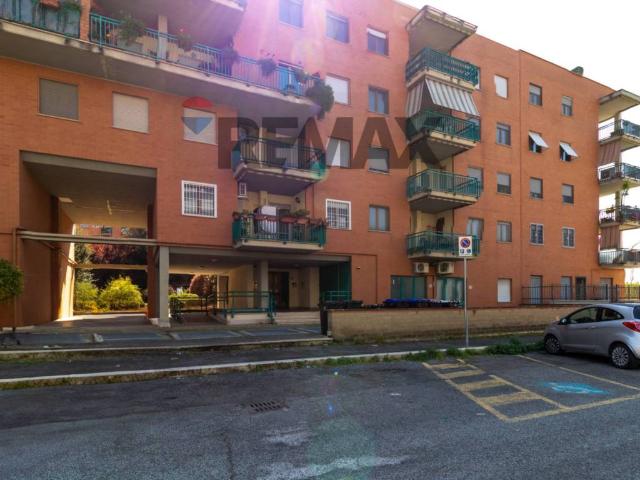 Appartamento in vendita a Municipio Roma VII, Roma Capitale