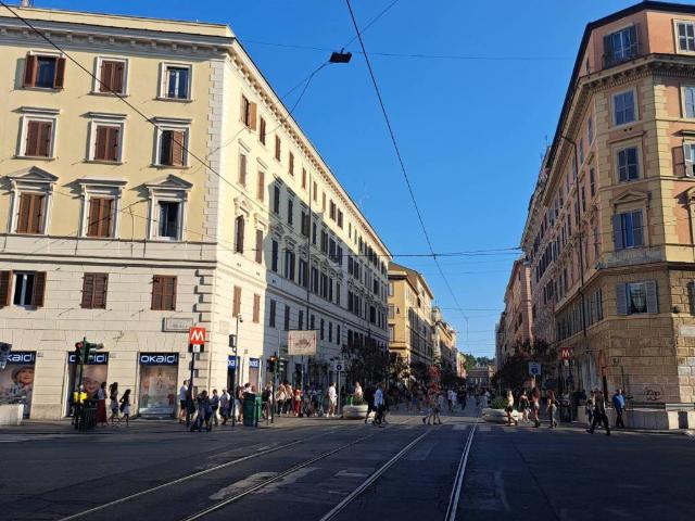 Appartamento in vendita a Municipio Roma I, Roma Capitale