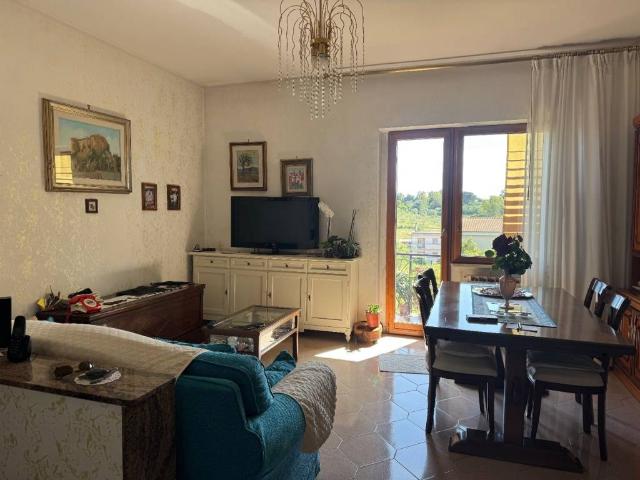 Appartamento in vendita a Castel di Decima, Roma