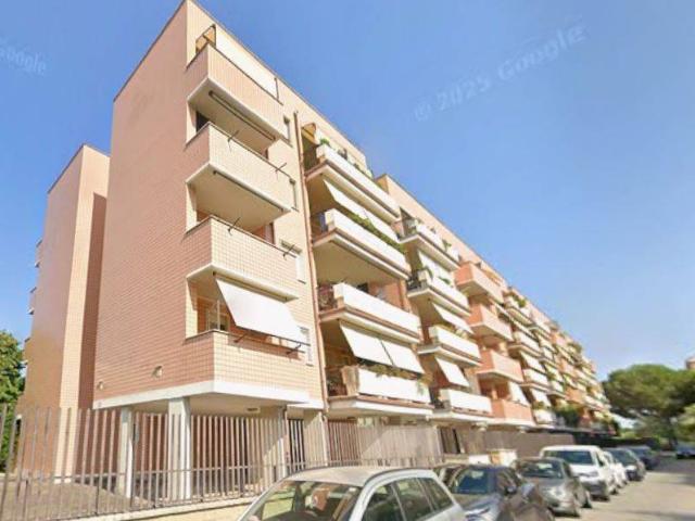 Appartamento in vendita a Casal Palocco, Roma