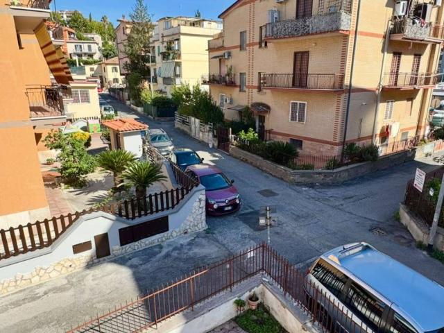 Appartamento in vendita a Casale Prima Porta, Roma