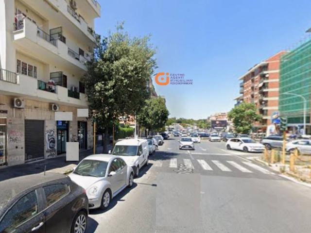 Appartamento in vendita a Municipio Roma VII, Roma Capitale