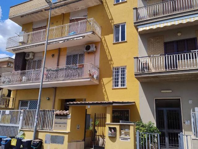 Appartamento in vendita a Prato Fiorito, Roma Capitale
