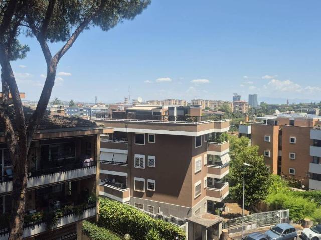 Appartamento in vendita a Torrino, Roma