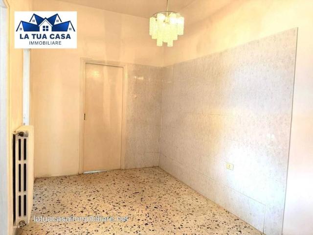 Appartamento in vendita a Villaggio Breda, Roma Capitale