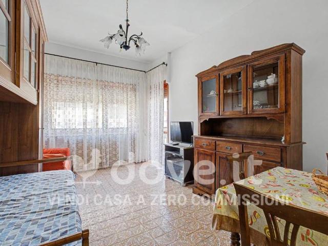 Appartamento in vendita a Lido di Ostia, Roma Capitale