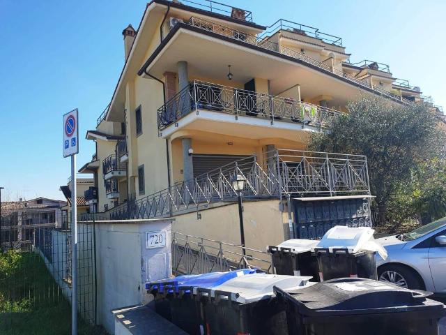 Appartamento in vendita a Prima Porta, Montecompatri