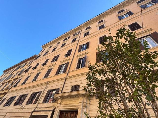 Appartamento in vendita a Prati, Roma