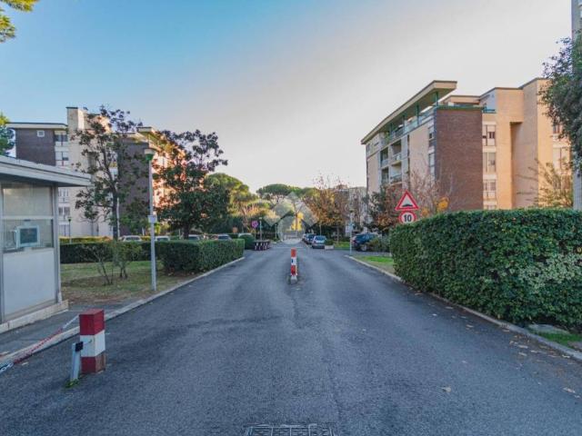Appartamento in vendita a Municipio Roma IX, Roma Capitale