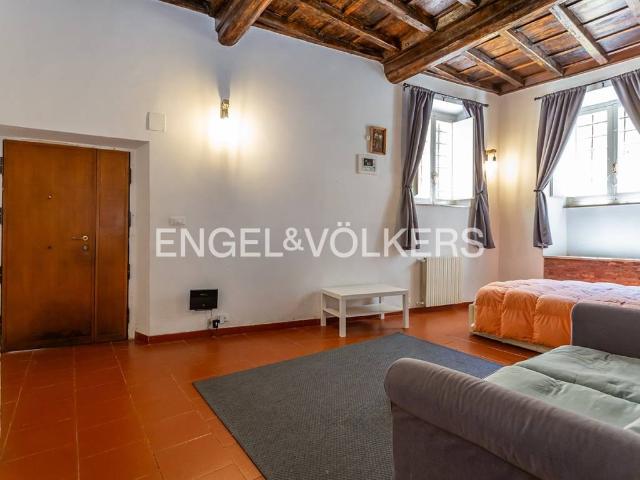 Appartamento in vendita a Municipio Roma I, Roma Capitale