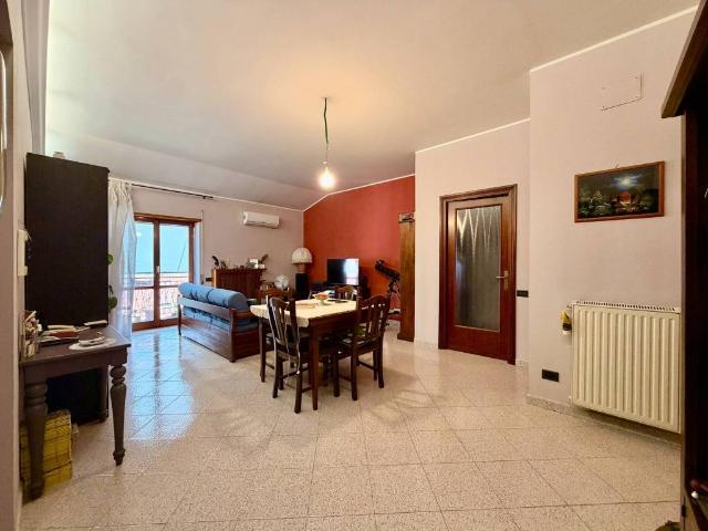Appartamento in vendita a Castelverde, Roma Capitale