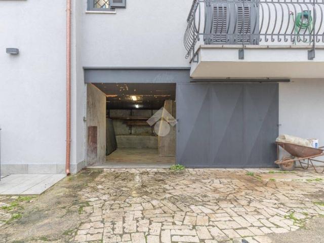 Appartamento in vendita a Finocchio, Roma Capitale