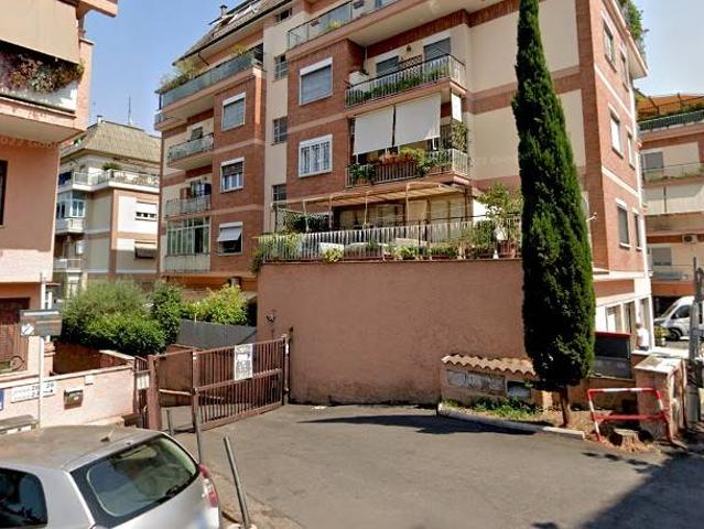 Appartamento in vendita a Municipio Roma XV, Roma Capitale