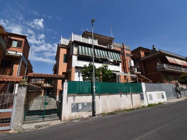 Appartamento in vendita a Municipio Roma XIII, Roma Capitale