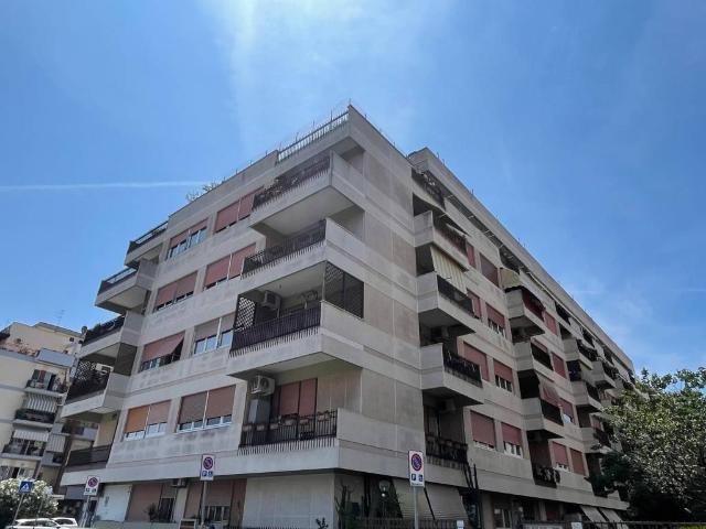 Appartamento in vendita a Lido di Ostia, Roma Capitale