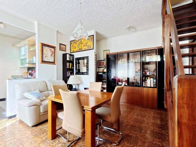 Appartamento in vendita a Municipio Roma X, Roma Capitale