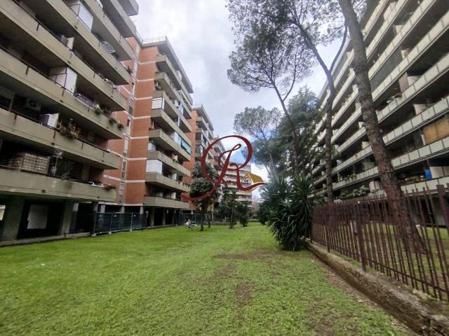 Appartamento in vendita a Municipio Roma VII, Roma Capitale
