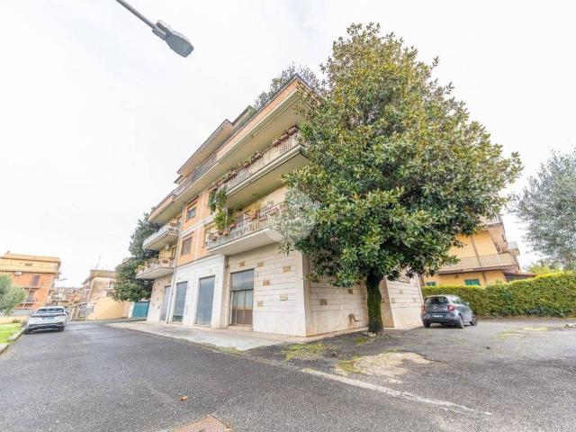 Appartamento in vendita a Romanina, Roma