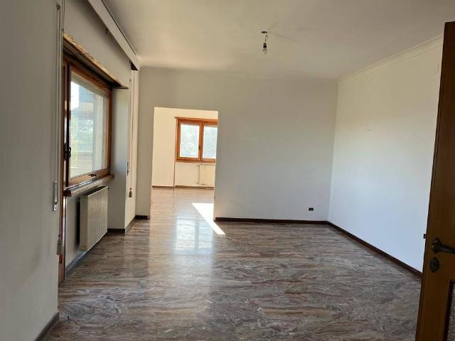 Appartamento in vendita a Mostacciano, Roma Capitale