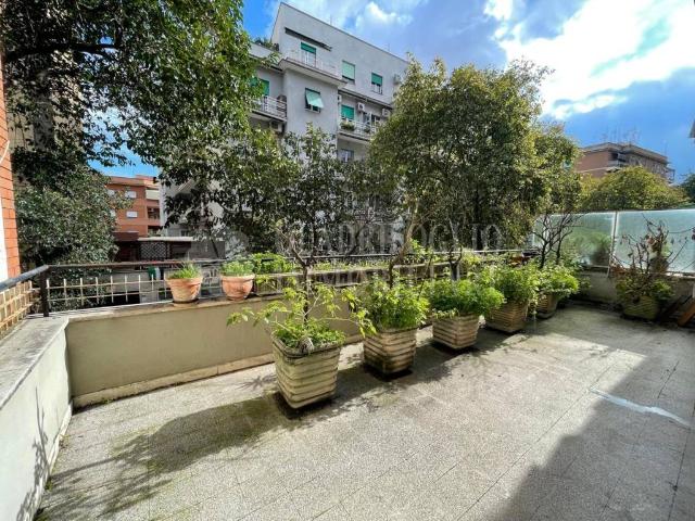 Appartamento in vendita a Municipio Roma V, Roma Capitale