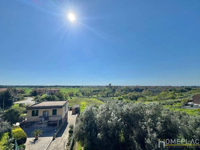 Appartamento in vendita a Castelverde, Roma Capitale