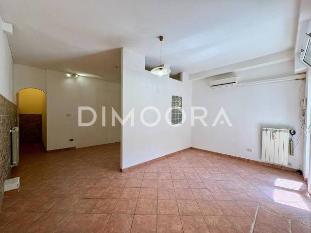 Appartamento in vendita a Municipio Roma IX, Roma Capitale